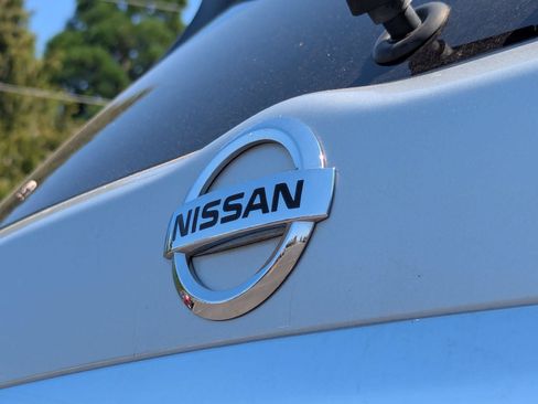 Used 2019 Nissan Pathfinder SV FWD image 30