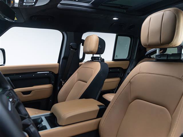 New 2026 Land Rover Defender 130 V8 AWD/4WD image 13