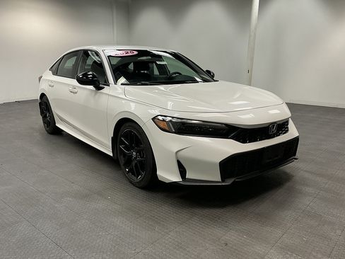 Used 2025 Honda Civic Sport image 7