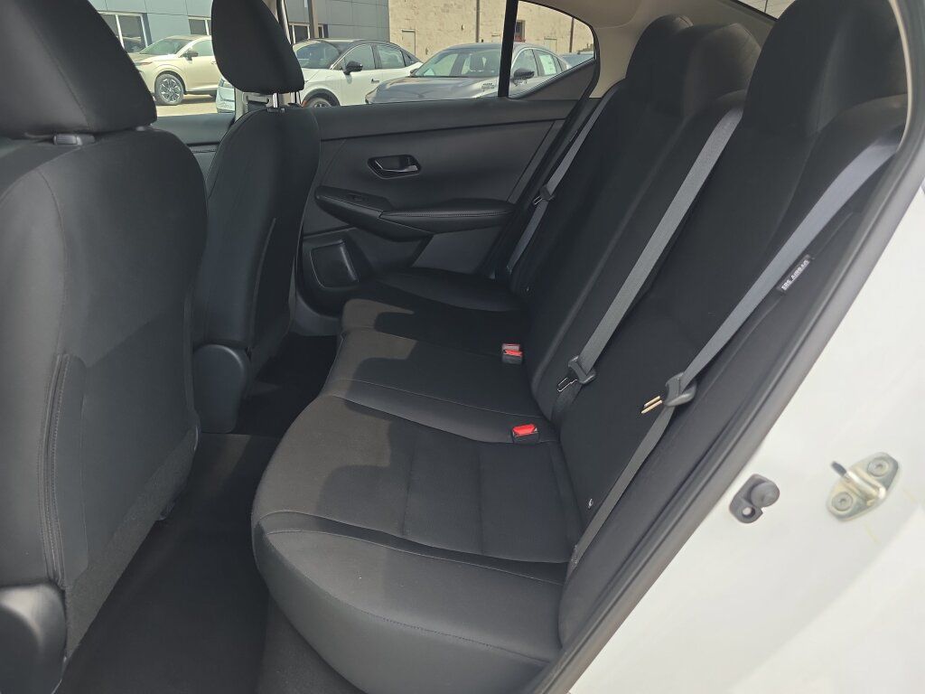 Used 2025 Nissan Sentra S FWD image 11
