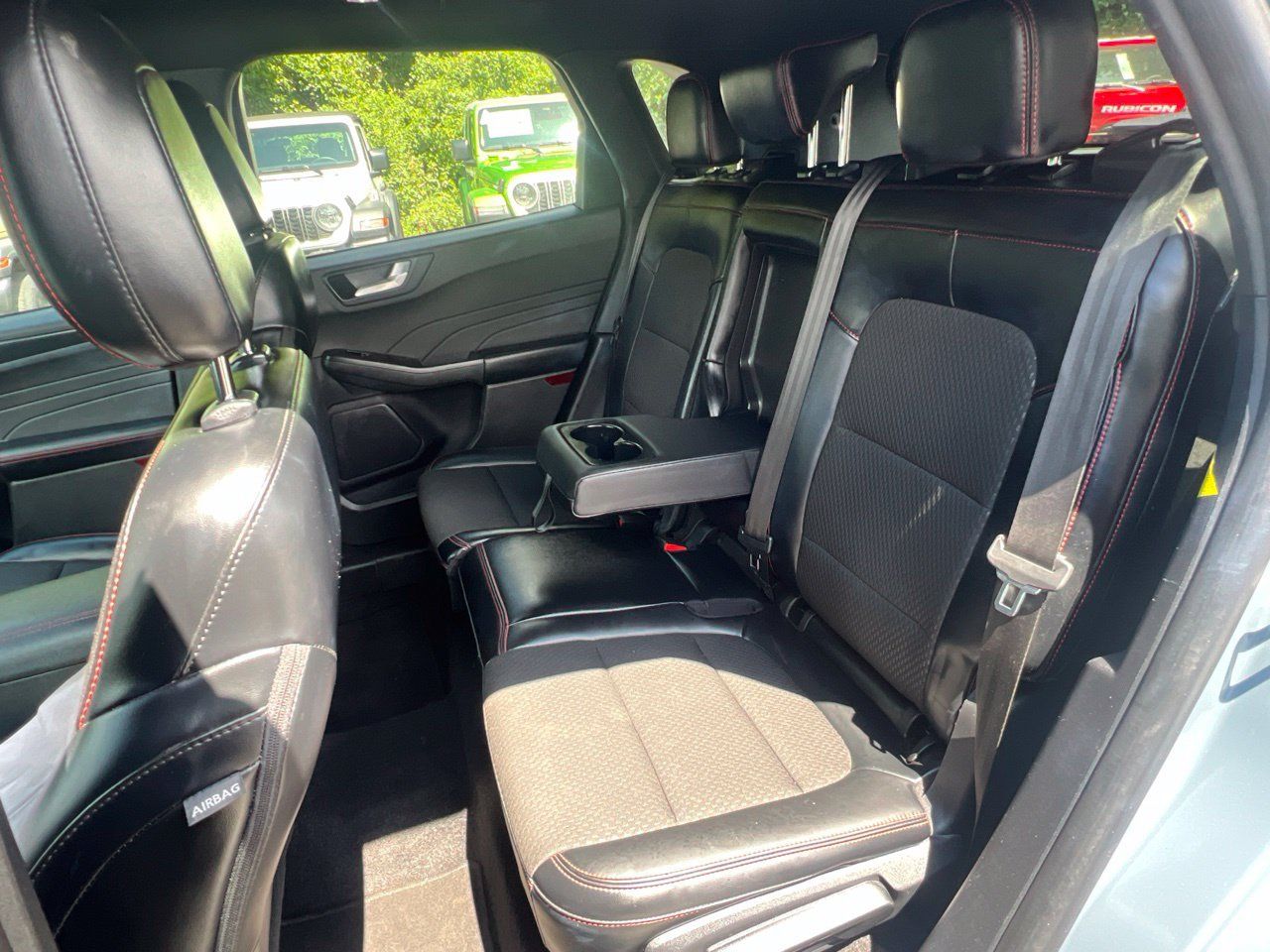 Used 2024 Ford Escape ST-Line FWD image 16