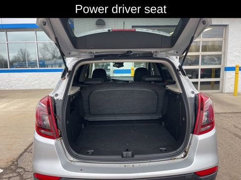 Used 2020 Buick Encore Preferred image 8