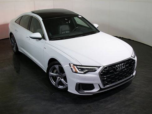 Used 2024 Audi A6 Premium Plus image 7