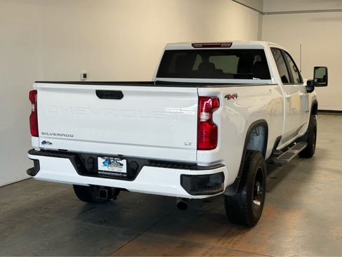 Used 2025 Chevrolet Silverado 2500 LT w/ Convenience Package image 7