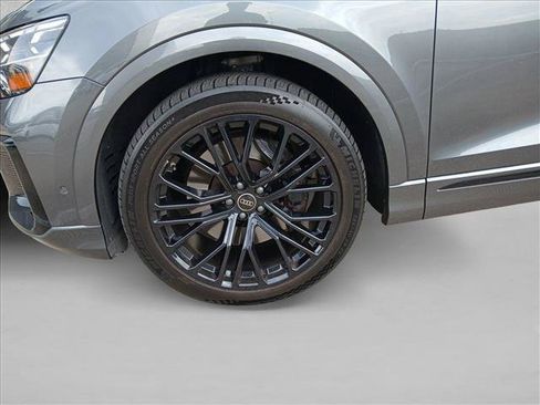 Used 2025 Audi SQ8 Prestige AWD/4WD image 14