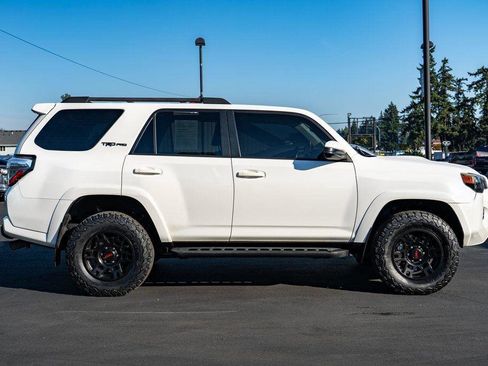 Used 2016 Toyota 4Runner TRD Pro image 9
