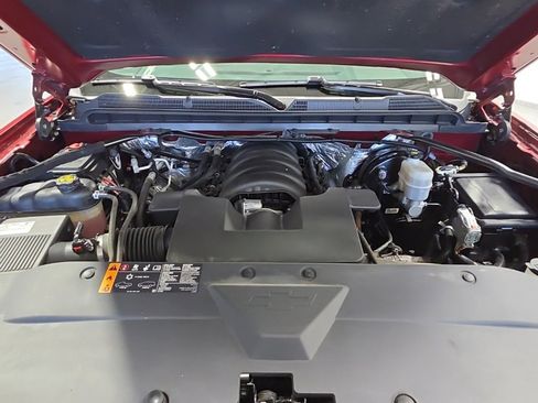 Used 2018 Chevrolet Silverado 1500 LT w/ All Star Edition image 41