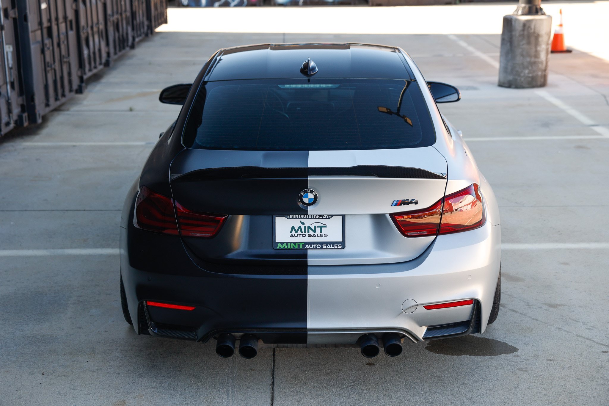 Used 2019 BMW M4 Coupe w/ Executive Package RWD image 13