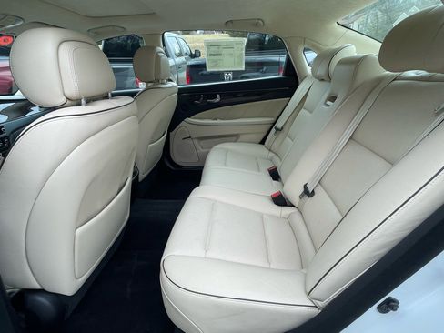 Used 2014 Hyundai Equus Signature image 22