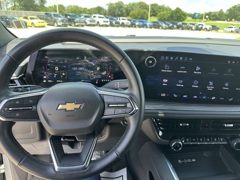 Certified 2025 Chevrolet Tahoe LT AWD/4WD image 12