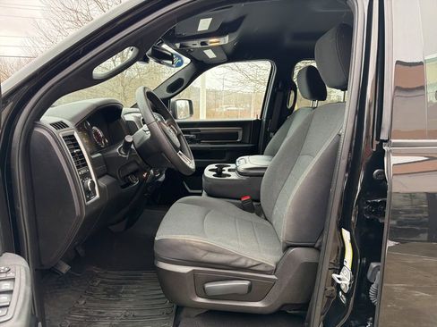 Used 2022 RAM 1500 Classic Warlock w/ Electronics Group AWD/4WD image 17