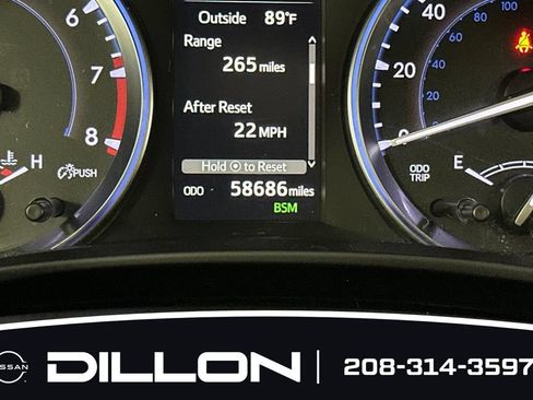 Used 2018 Toyota Highlander XLE w/ Carpet Mat Package (TMS) FWD image 28