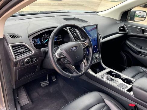 Used 2024 Ford Edge SEL AWD/4WD image 14