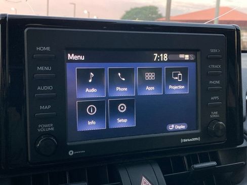 Used 2021 Toyota RAV4 LE image 16