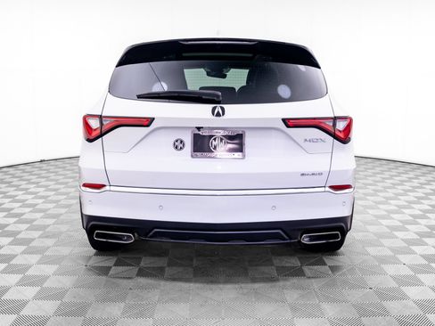 Used 2023 Acura MDX SH-AWD w/ Advance Package image 4