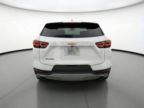 Used 2025 Chevrolet Blazer LT image 7