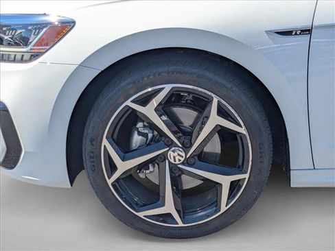 Used 2021 Volkswagen Passat 2.0T R-Line w/ Luggage Net & Mats Package FWD image 19