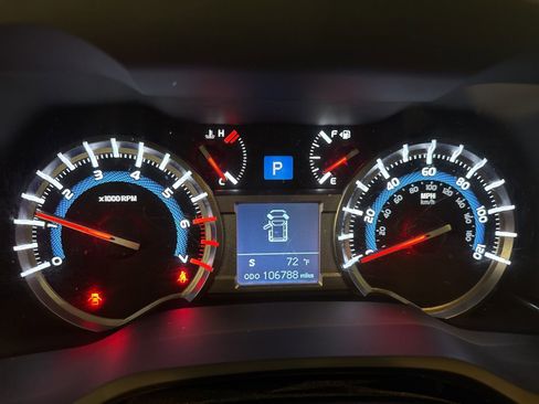 Used 2016 Toyota 4Runner SR5 image 18