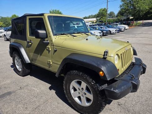 Used 2013 Jeep Wrangler Sport AWD/4WD image 3