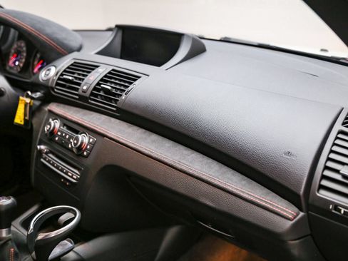 Used 2011 BMW 1 Series M RWD image 35