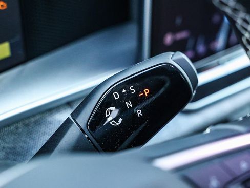 New 2026 Volkswagen Tiguan S image 32