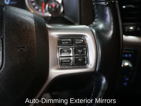 Used 2022 RAM 1500 Classic SLT w/ Electronics Convenience Group image 19