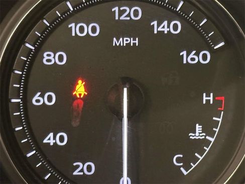 Used 2023 Cadillac XT5 Sportv w/ Technology Package image 30