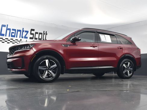 Used 2022 Kia Sorento S FWD image 18