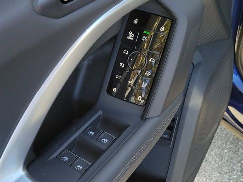 Certified 2025 Audi Q5 2.0T Premium Plus w/ Premium Plus image 22