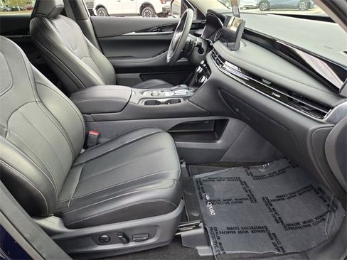 Certified 2025 INFINITI QX60 Pure image 21