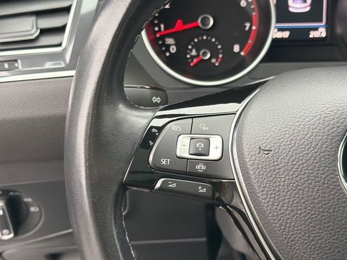Used 2021 Volkswagen Tiguan SE R-Line FWD image 24