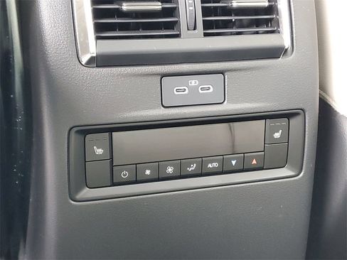 New 2026 MAZDA CX-90 3.3 Turbo w/ Preferred Package image 16