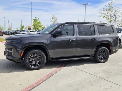 New 2026 Jeep Grand Wagoneer 4WD image 2
