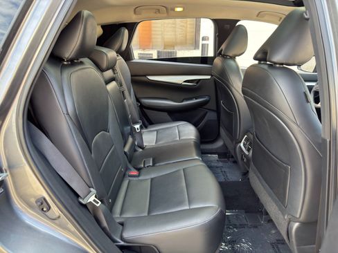 Used 2020 INFINITI QX50 Luxe w/ Navigation Package FWD image 42