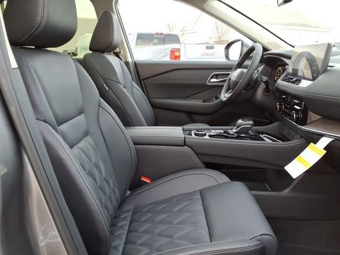 New 2026 Nissan Rogue Platinum w/ Platinum Premium Package image 7