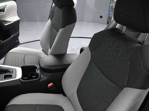 New 2025 Toyota RAV4 XLE image 9