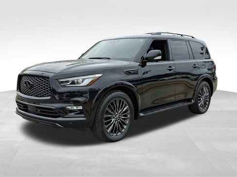 Used 2023 INFINITI QX80 Sensory w/ Cargo Package image 3