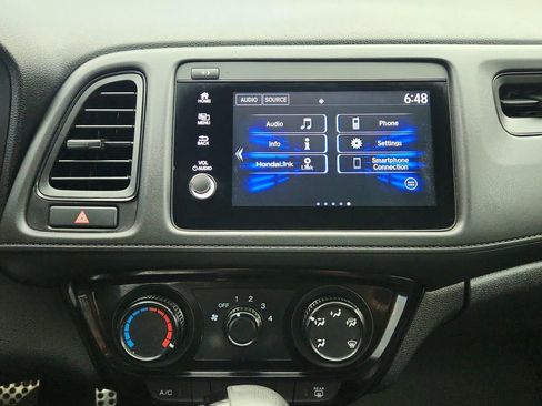 Used 2019 Honda HR-V Sport image 15