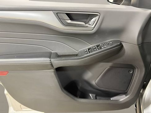Used 2024 Ford Escape Active AWD/4WD image 10