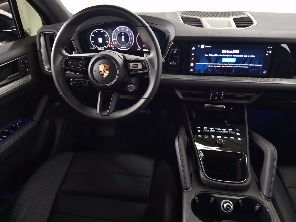 Used 2026 Porsche Cayenne AWD/4WD image 20