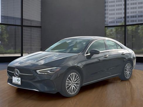 Used 2025 Mercedes-Benz CLA 250 image 12