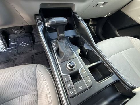 Used 2025 Kia Sorento S w/ Panoramic Sunroof Package image 21