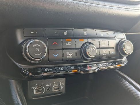 Certified 2022 Dodge Durango GT image 19