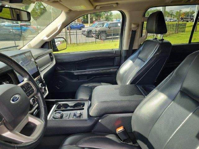 Used 2023 Ford Expedition Max XLT AWD/4WD image 18
