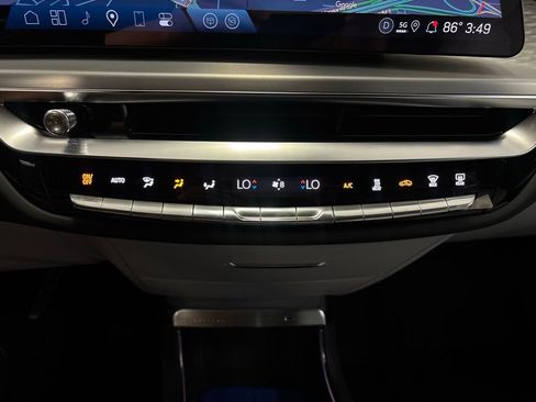 New 2025 Cadillac Lyriq Luxury image 27