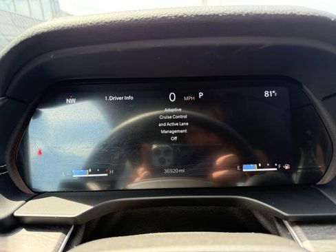 Used 2023 Jeep Grand Cherokee L Limited AWD/4WD image 18