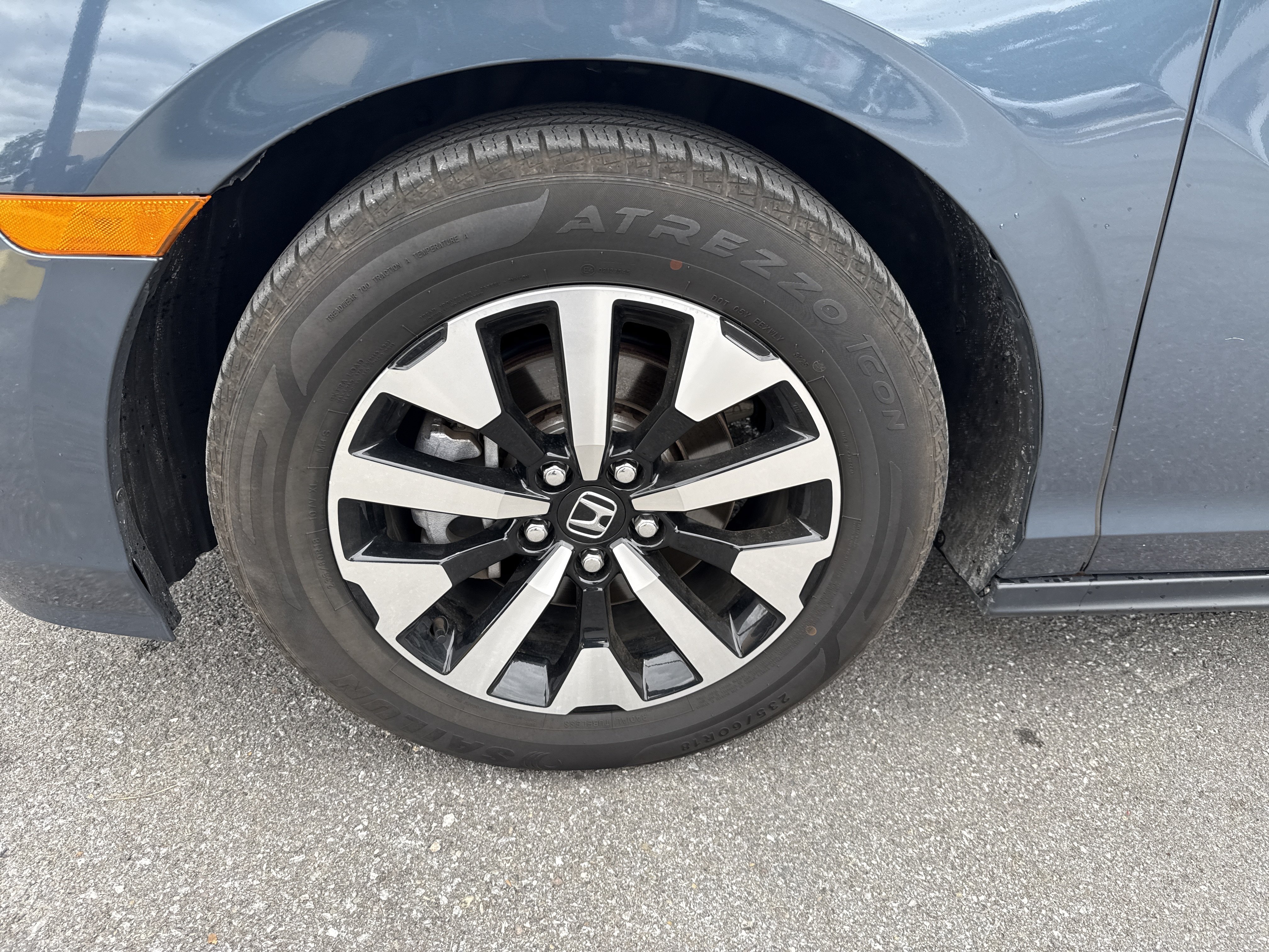 Used 2025 Honda Odyssey EX-L image 11