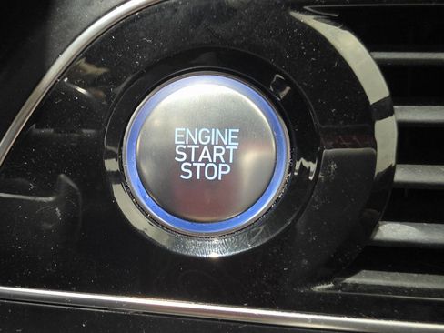 Used 2021 Genesis G70 3.3T w/ Sport Package image 46