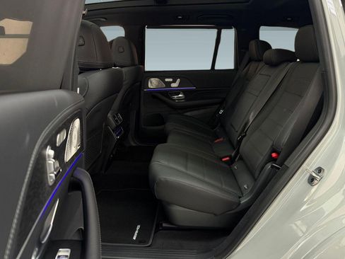 New 2026 Mercedes-Benz GLS 580 4MATIC image 12