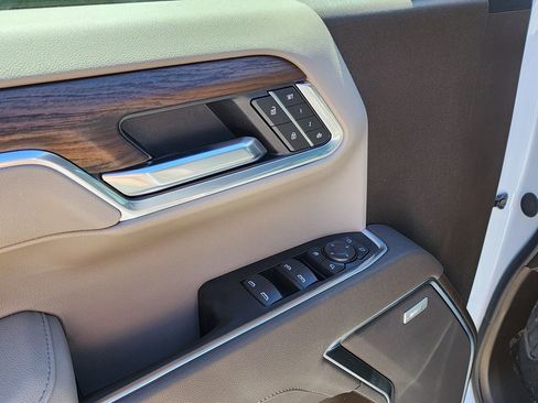 New 2026 GMC Sierra 1500 SLT w/ SLT Premium Plus Package image 16